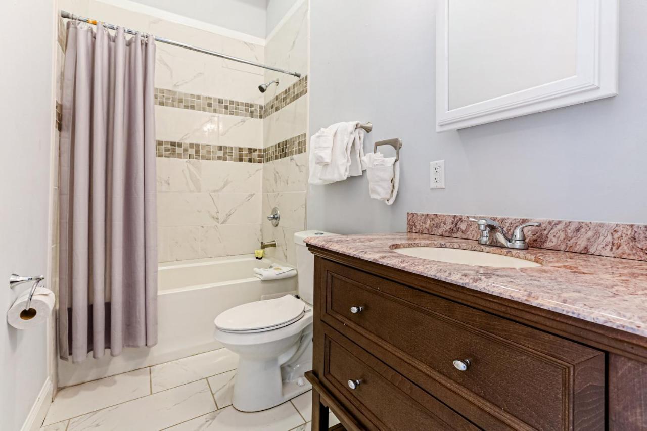 5br Penthouse With Amenities Near Fq *
